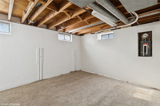 7340 Southview Drive, Des Moines, IA 50315