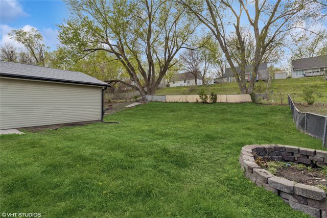 7340 Southview Drive, Des Moines, IA 50315
