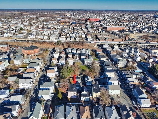 20 Lafrance Ct, New Bedford, MA 02740