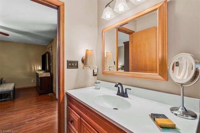 5021 Mereworth Court, Winston-salem, NC 27104