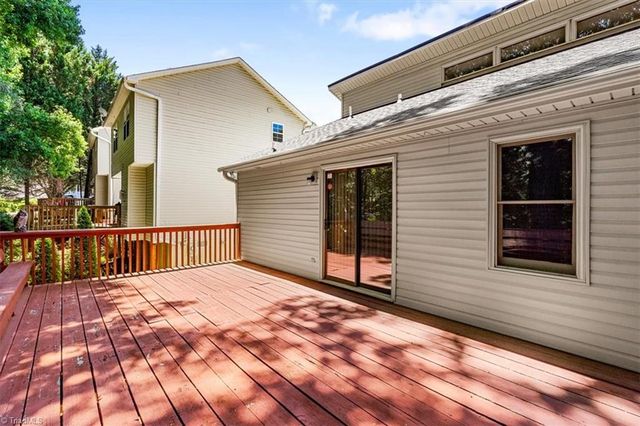 5021 Mereworth Court, Winston-salem, NC 27104