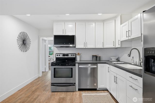 1512 6th Avenue W, Seattle, WA 98119