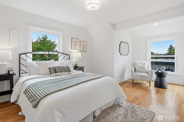 1512 6th Avenue W, Seattle, WA 98119