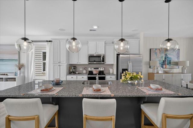 1208 Homecoming Boulevard, Ravenel, SC 29470