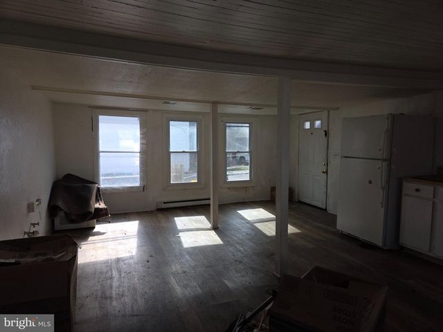 424 E MOLER AVE, Martinsburg, WV 25404