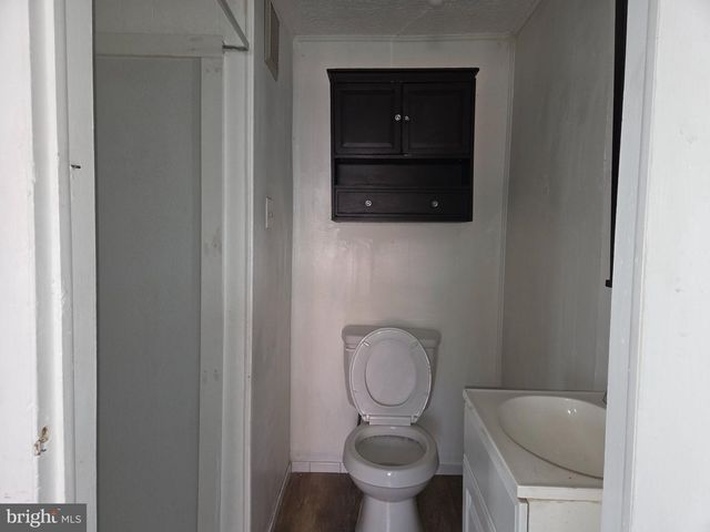 424 E MOLER AVE, Martinsburg, WV 25404