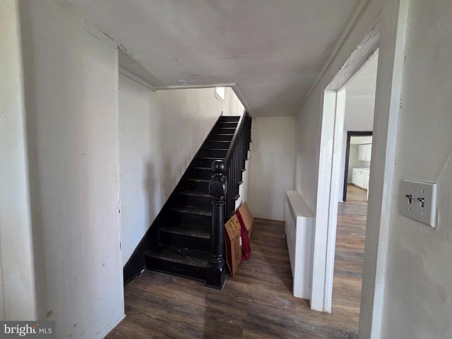 424 E MOLER AVE, Martinsburg, WV 25404