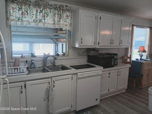 7606 Cedar Bark Road, Micco, FL 32976