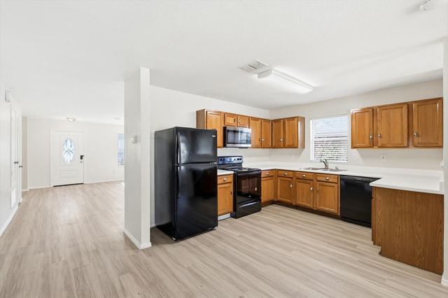 725 Lovern Street, Cedar Hill, TX 75104