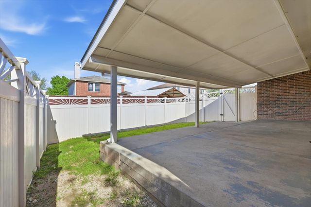 725 Lovern Street, Cedar Hill, TX 75104