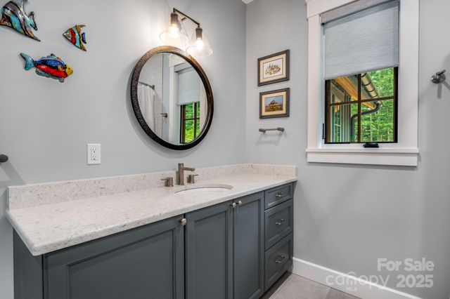 1416 E Clubhouse Road 73, Sylva, NC 28779