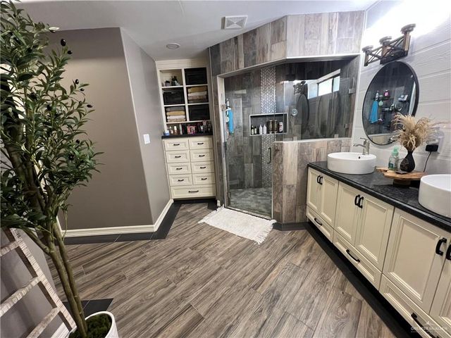 4303 W Rogers Road, Edinburg, TX 78541