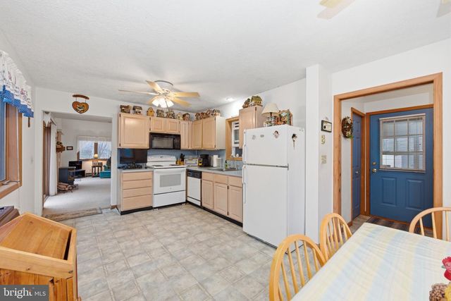 304 MCKUEN WAY, Albrightsville, PA 18210