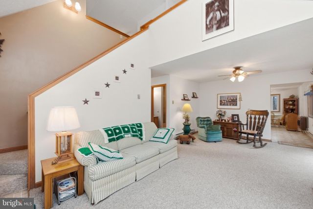 304 MCKUEN WAY, Albrightsville, PA 18210