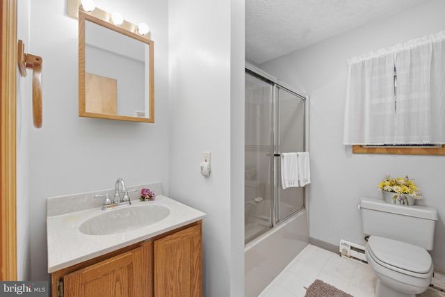 304 MCKUEN WAY, Albrightsville, PA 18210