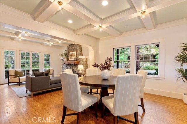 354 N Canon Avenue, Sierra Madre, CA 91024