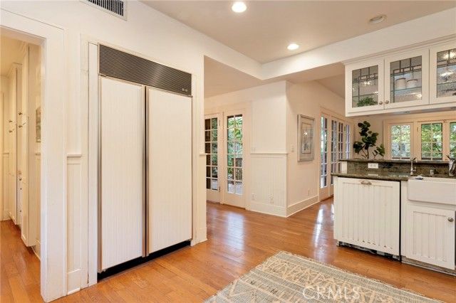 354 N Canon Avenue, Sierra Madre, CA 91024