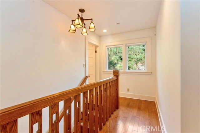 354 N Canon Avenue, Sierra Madre, CA 91024