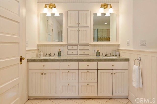 354 N Canon Avenue, Sierra Madre, CA 91024