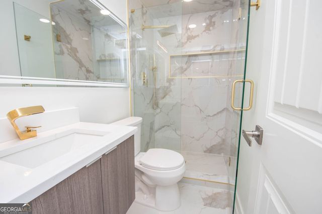 302 Glenview Drive, Peachtree City, GA 30269