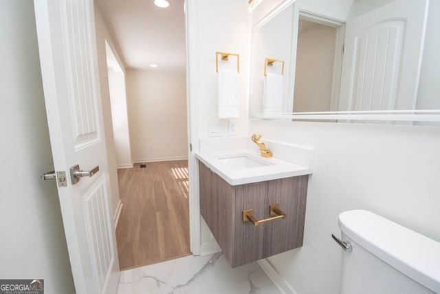 302 Glenview Drive, Peachtree City, GA 30269