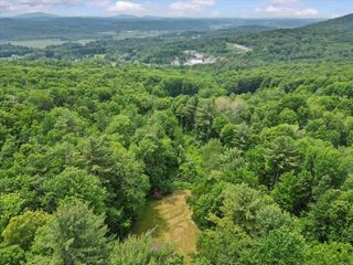82 CB Road, Hinesburg, VT 05461
