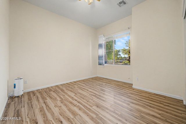 8663 W YUKON Drive, Peoria, AZ 85382