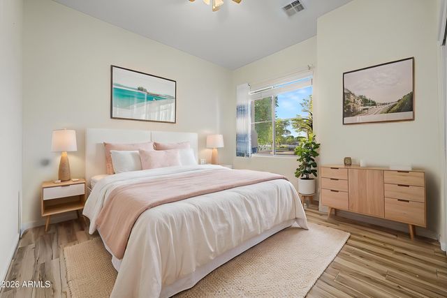 8663 W YUKON Drive, Peoria, AZ 85382