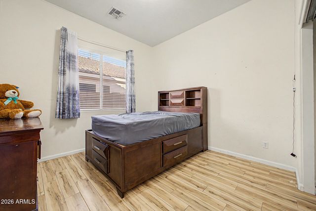 8663 W YUKON Drive, Peoria, AZ 85382