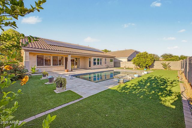 8663 W YUKON Drive, Peoria, AZ 85382