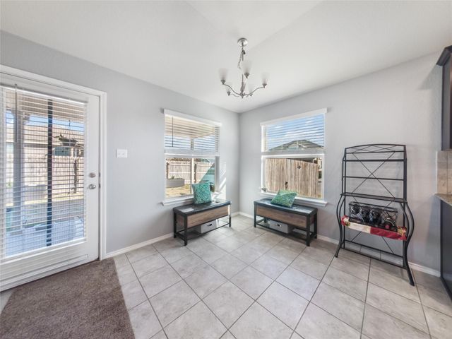 137 Hematite LN, Jarrell, TX 76537