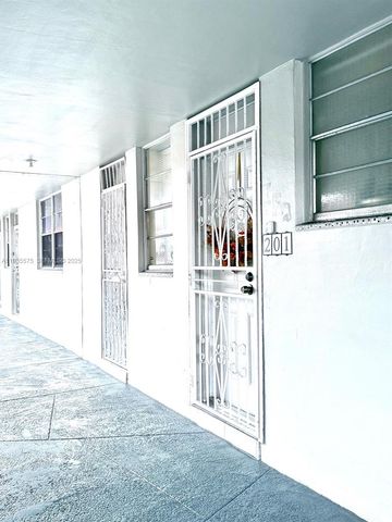 18601 NE 14th Ave 201, Miami, FL 33179