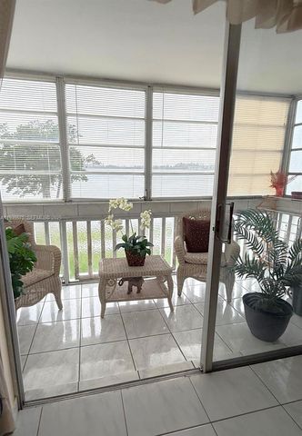 18601 NE 14th Ave 201, Miami, FL 33179