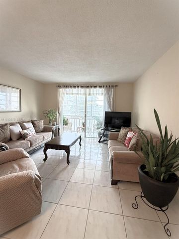 18601 NE 14th Ave 201, Miami, FL 33179