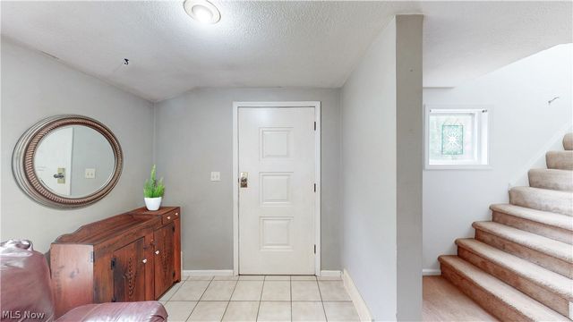 2574 South Street, Lakemore, OH 44250