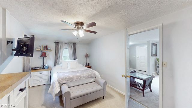 2574 South Street, Lakemore, OH 44250
