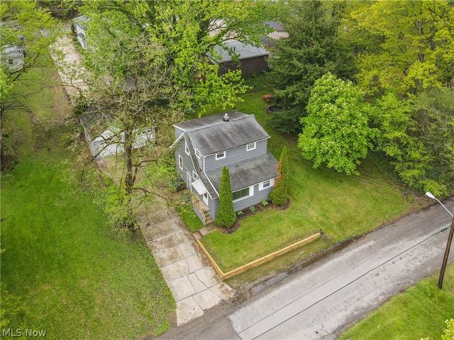 2574 South Street, Lakemore, OH 44250