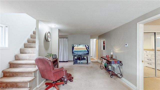 2574 South Street, Lakemore, OH 44250