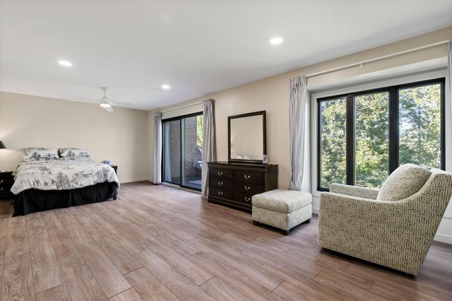 64 Glen Drive, Worthington, OH 43085