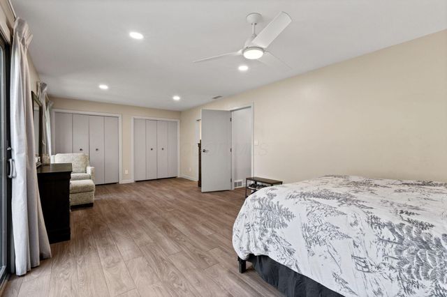 64 Glen Drive, Worthington, OH 43085