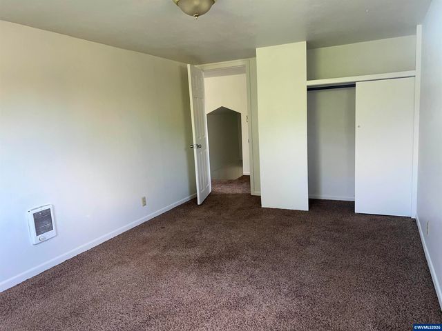 210 Hoyt St S, Salem, OR 97302