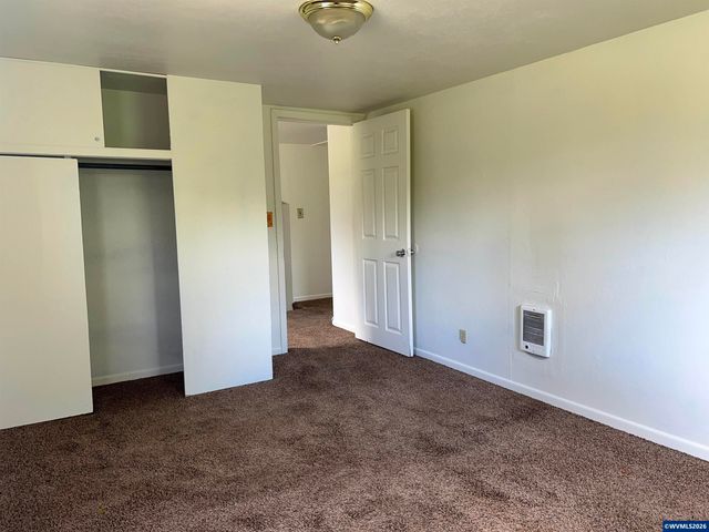 210 Hoyt St S, Salem, OR 97302