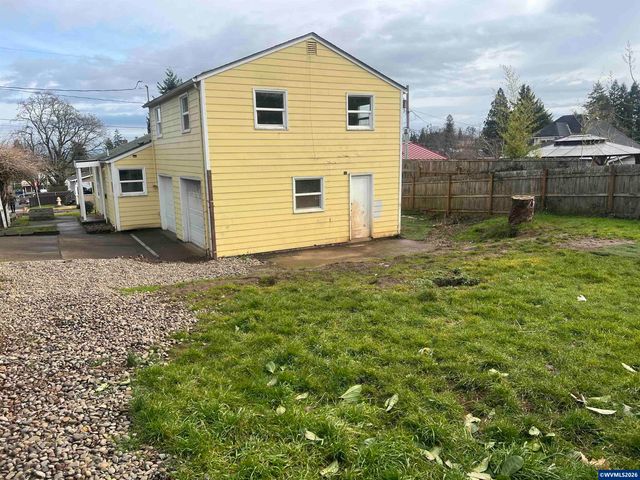 210 Hoyt St S, Salem, OR 97302