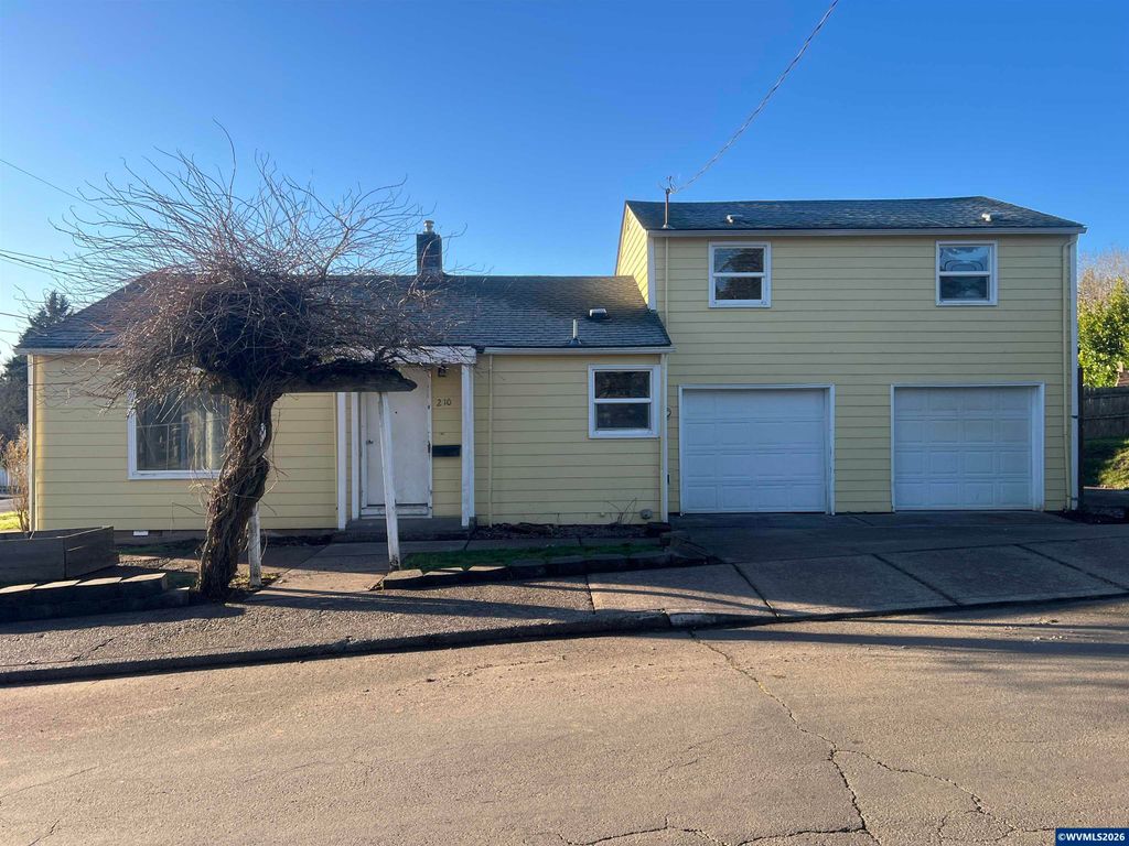 210 Hoyt St S, Salem, OR 97302