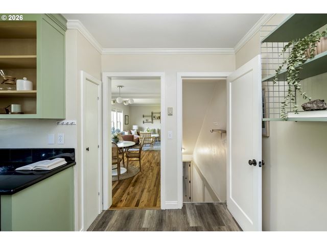 3719 Se 42ND Ave, Portland, OR 97206