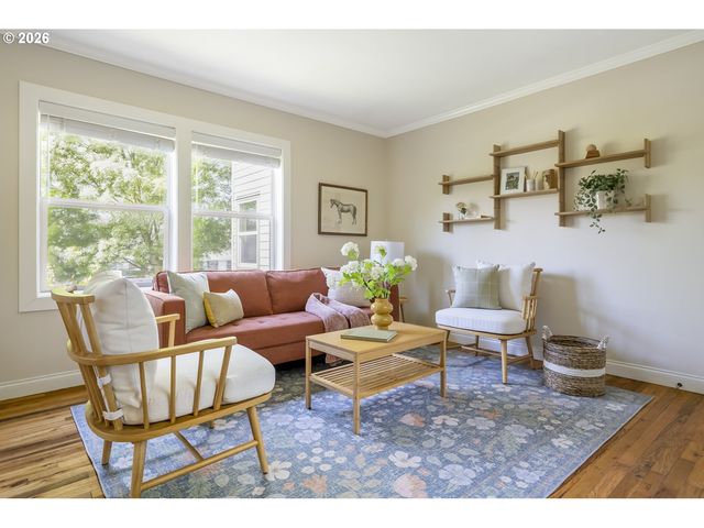 3719 Se 42ND Ave, Portland, OR 97206