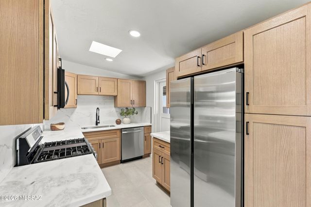 1126 E Macarthur Street, Tucson, AZ 85714