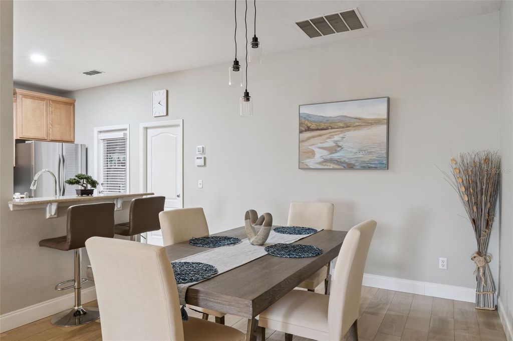 Image 13 of property listing at 2424 VICTORIA FALLS DRIVE, Orlando, FL 32824