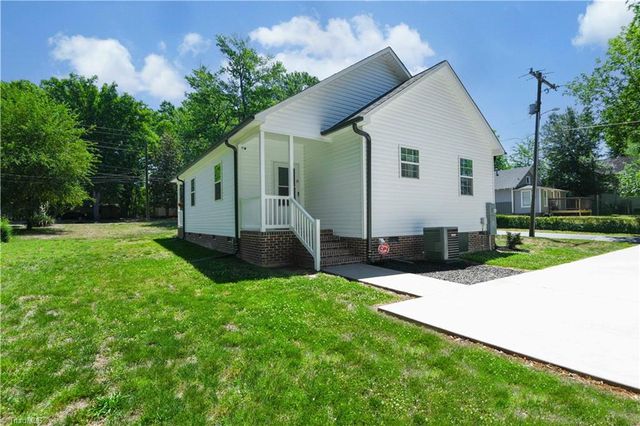 816 Barnes Street, Reidsville, NC 27320
