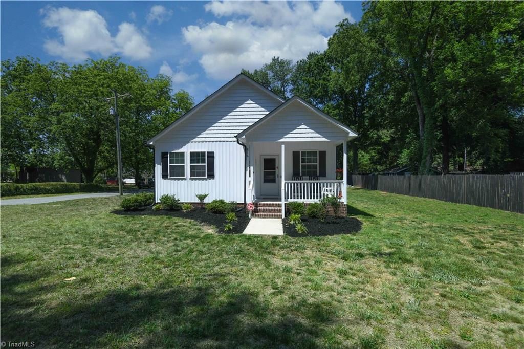 816 Barnes Street, Reidsville, NC 27320